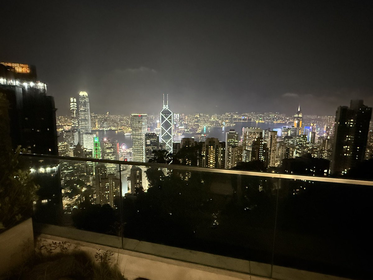 蓝V互关吧～
现在发是不是还不算太晚呀😅