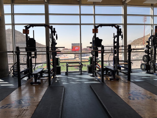 Had an amazing visit to the #915 💪 Thank you <a href="/CoachSWUTEP/">Scotty Walden</a> <a href="/CoachKade_Glenn/">Kade Glenn</a> <a href="/CoachFoster23/">Aaron Foster 👎🏾👎🏾</a> <a href="/Coach_Mac51/">Seth McDonald</a> and the entire <a href="/utepfbrecruit/">UTEP Football Recruiting</a> <a href="/UTEPFB/">UTEP Football</a> team for the hospitality 🙏
#PicksUp #Goldrush26 #WintheWest #OrangeSwarm ⛏️

<a href="/DentonGuyer_FB/">Denton Guyer Football</a> <a href="/ReedHeim/">Coach Heim</a> <a href="/mike_gallegos16/">Mike Gallegos</a> <a href="/kylekeese/">Kyle Keese</a>