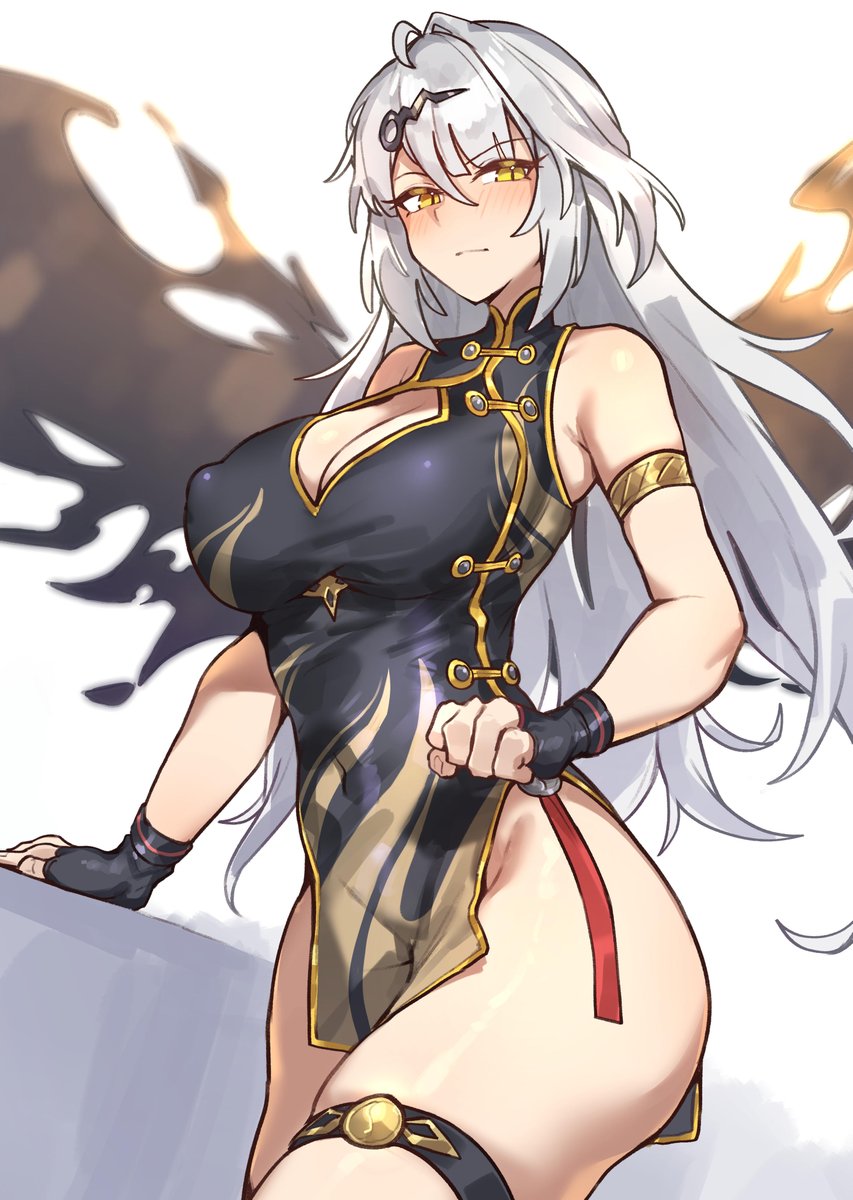 yi xuan qipao