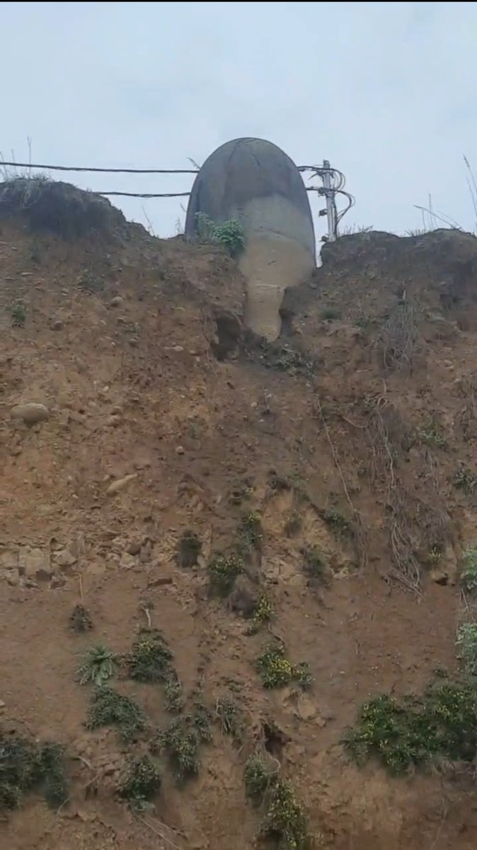 panditaAPMCC63's tweet photo. Disturbing pics coming from kanli bagh Baramulla kashmir where mining mafia is not sparing even the ancient shivling around 9 ft high-the sacred heritage.
After Beerwah Abhinavgupt cave area,this is another attempt to erase heritage of exiled kashmiri pandits. This shivling must be King Lalitaditya period one. Authorities need to act immediately.
@OmarAbdullah
@OfficeOfLGJandK @AdvNeelofar @DCBaramulla @mingasherpa @DivComKash