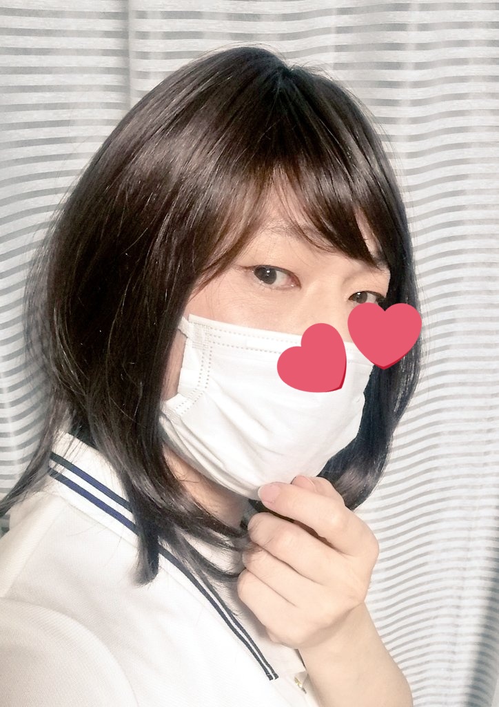 顔入れて撮ると、髪型やらメイクやらで難易度跳ね上がりますね🤣
（諸々都合悪くなったら消します💦）