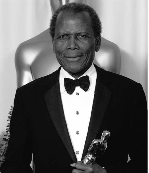 HistoryMattersX's tweet photo. 🇺🇸 #13Apr #AcademyAward

Monday 13 April 1964, Sidney Poitier was the first African American to win an Academy Award for Best Actor, receiving the honor in 1964 for his performance in 'Lilies of the Field' (1963).

Bahamian-American actor, film director, diplomat.

#SidneyPoitier https://t.co/xMKAzDPA2j