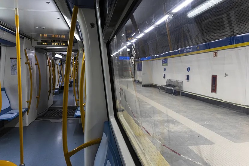 El casar linea 3 foto hecha por un viajero que viajo entre Villaverde alto y el casar