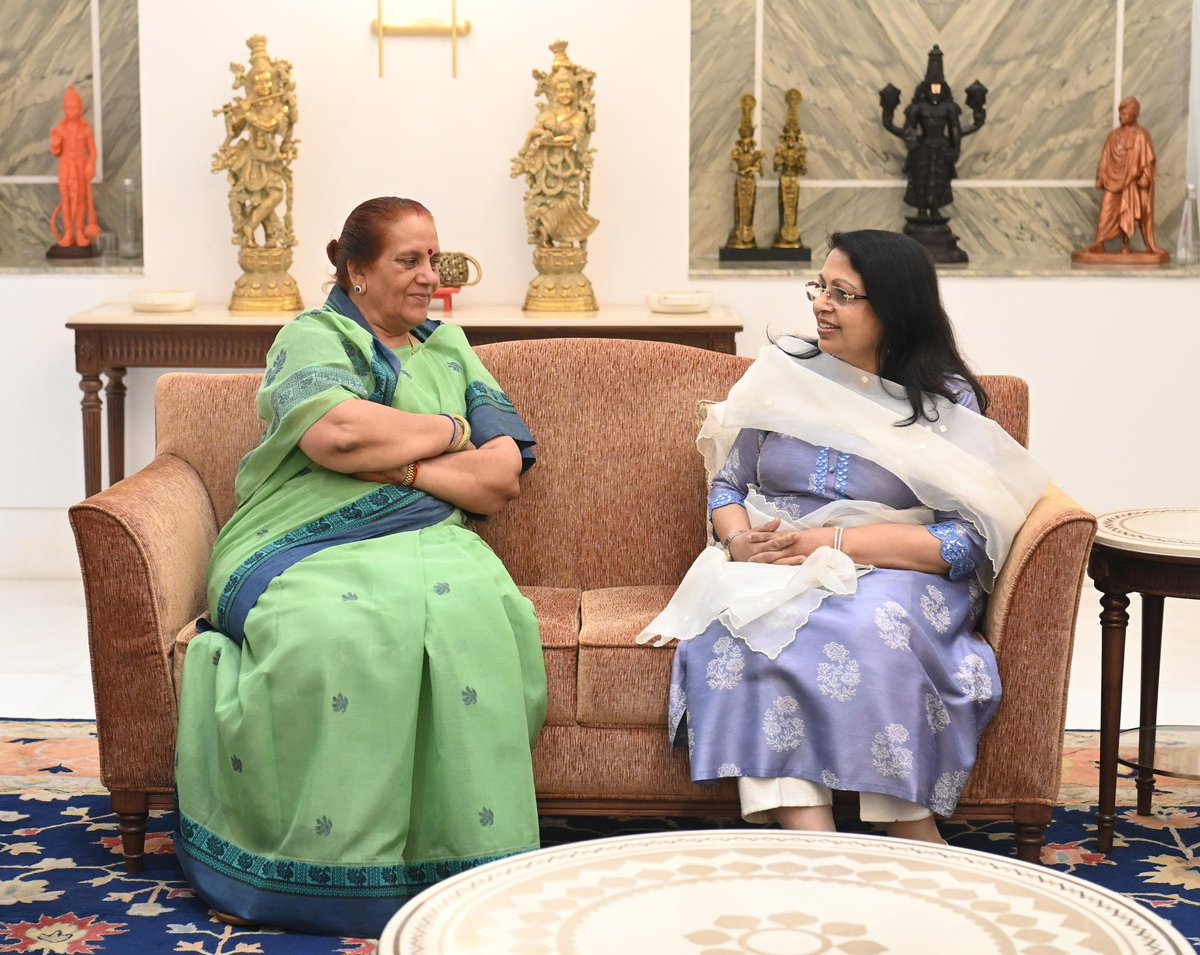 Shekhar Mehta (@shekhar_rotary) on Twitter photo Rashi and I Had a great meeting with Hon'ble Vice President of India Sri Jagdeep Dhankar and Sudeshji.
Apprised him of the Literacy Mission, Rotary Convention in India among other issues over a 45-minute conversation.
#MakeIndiaTotallyLiterate
<a href="/VPIndia/">Vice-President of India</a> <a href="/Rotary/">Rotary International</a> <a href="/JDhankar1/">JatinDhankar1</a> Rashi and I Had a great meeting with Hon'ble Vice President of India Sri Jagdeep Dhankar and Sudeshji.
Apprised him of the Literacy Mission, Rotary Convention in India among other issues over a 45-minute conversation.
#MakeIndiaTotallyLiterate
<a href="/VPIndia/">Vice-President of India</a> <a href="/Rotary/">Rotary International</a> <a href="/JDhankar1/">JatinDhankar1</a>