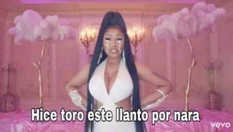 Mi mamá siempre me dice que me encomienda con los ángeles... Yo quiero saber quiénes son esos ángeles porque cada vez que todo parece perdido, me avientan un comodín 🃏 todo se arregla, y mi vida sigue su curso con tremenda tranquilidad 🤨