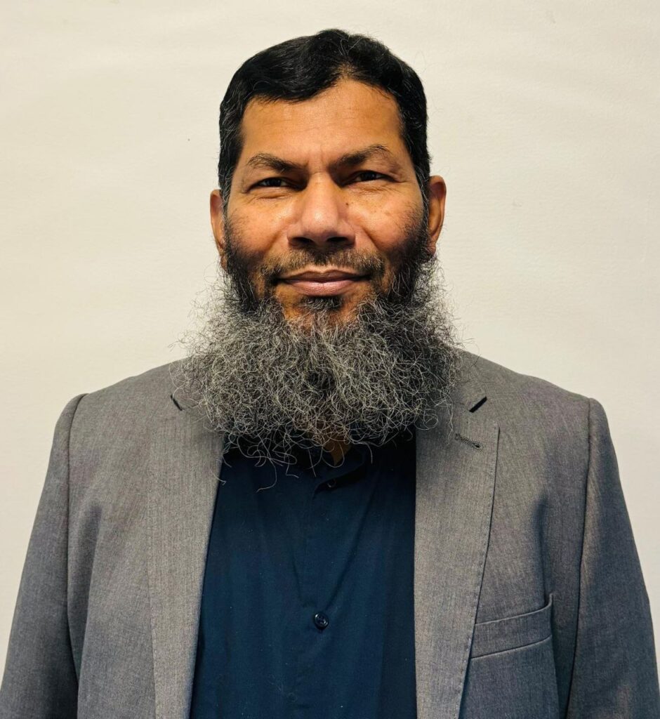 petruspennanen's tweet image. Eli AP:n uusi tähti Abdul Quddush Khan veti Helsingissä 398 ennakkoääntä, yli kolme kertaa Liberaalien suosituimman @KivinenLassi äänisaaliin verran.