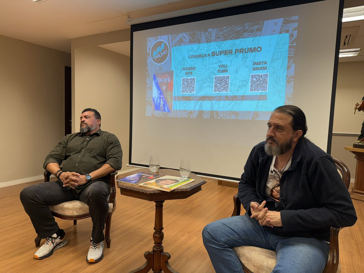SuperPrumo's tweet photo. Fotos da nossa palestra sobre a HQ Pelo Meu Sangue e a história de Dom Pedro.

Compre aqui: https://t.co/oItoTZhY9y https://t.co/9khetaiDBU