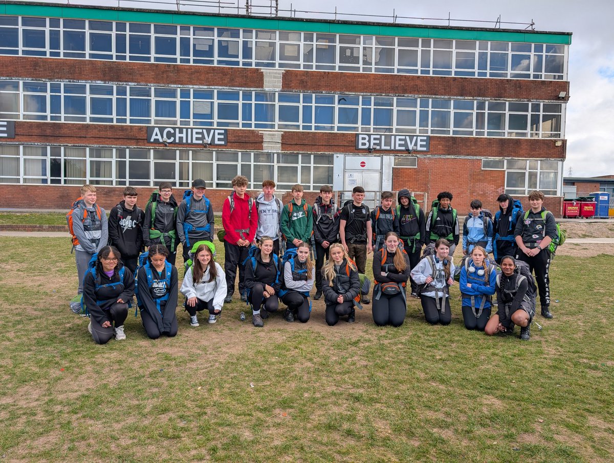 Pen y Dre Humanities tweet media