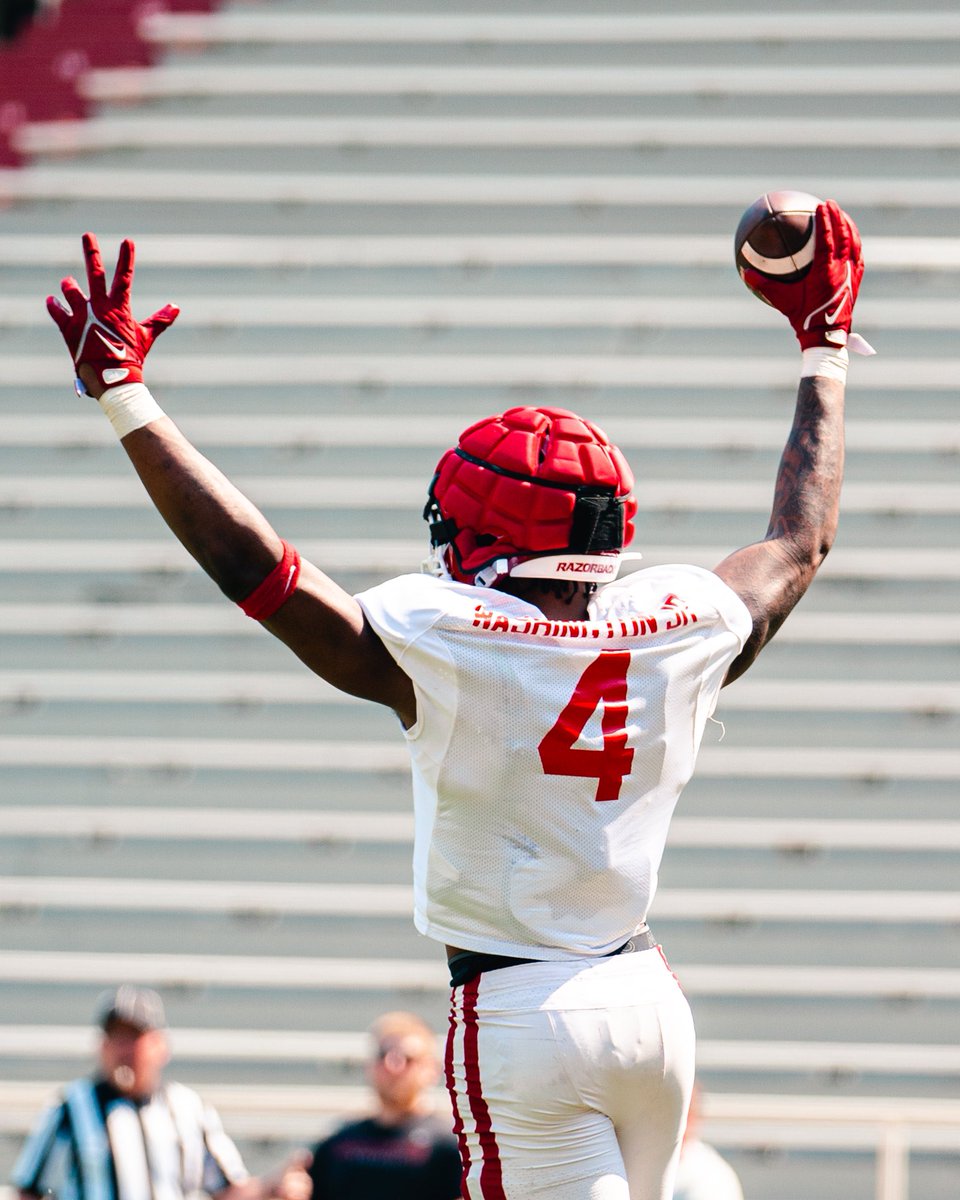 RazorbackFB tweet picture