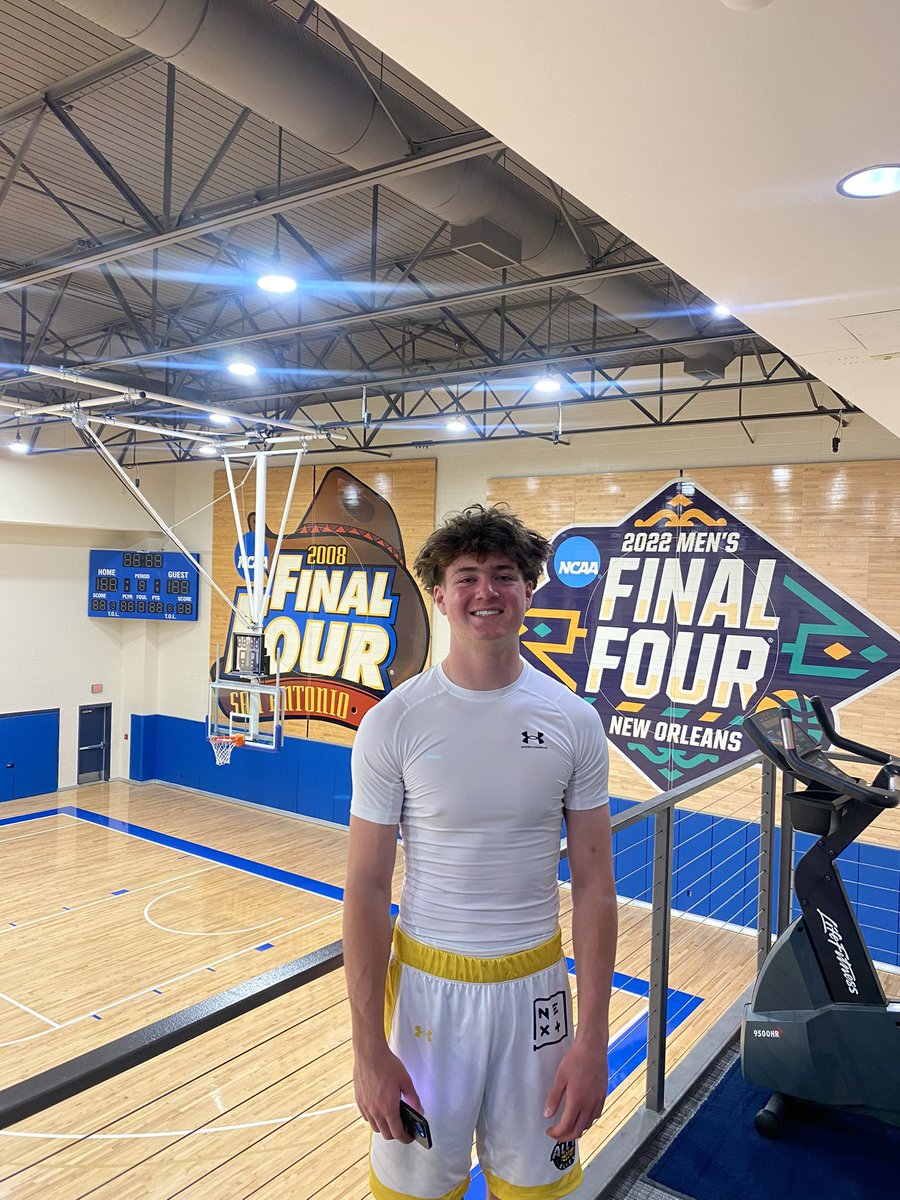 4⭐️Caden Jones (@cadenjonesss1) on Twitter photo Had a great day at Kansas! Big thanks to <a href="/CoachTownsend/">Kurtis Townsend</a> <a href="/CoachBillSelf/">Bill Self</a> <a href="/CoachJeremyCase/">Jeremy Case</a> <a href="/Tarek_Fattal/">Tarek Fattal</a> <a href="/BJenkins247/">Brandon Jenkins</a> <a href="/HSCircuit/">The HS Circuit</a> <a href="/RonMFlores/">Ronnie Flores</a> <a href="/Pdouble_33/">661 Hoops/Central Cali Prospects</a> <a href="/recruitszone/">Recruits Zone (Blake Smith)</a> <a href="/PrepHoops/">Prep Hoops 🏀</a> <a href="/pollonpreps/">Jack Pollon</a> <a href="/_proinsight/">Pro Insight</a> <a href="/Cassidy_Rob/">Rob Cassidy</a> <a href="/AdamFinkelstein/">Adam Finkelstein</a> <a href="/ebosshoops/">Eric Bossi</a> <a href="/TravisBranham_/">Travis Branham</a> <a href="/RyanSilver1/">Ryan Silver</a> Had a great day at Kansas! Big thanks to <a href="/CoachTownsend/">Kurtis Townsend</a> <a href="/CoachBillSelf/">Bill Self</a> <a href="/CoachJeremyCase/">Jeremy Case</a> <a href="/Tarek_Fattal/">Tarek Fattal</a> <a href="/BJenkins247/">Brandon Jenkins</a> <a href="/HSCircuit/">The HS Circuit</a> <a href="/RonMFlores/">Ronnie Flores</a> <a href="/Pdouble_33/">661 Hoops/Central Cali Prospects</a> <a href="/recruitszone/">Recruits Zone (Blake Smith)</a> <a href="/PrepHoops/">Prep Hoops 🏀</a> <a href="/pollonpreps/">Jack Pollon</a> <a href="/_proinsight/">Pro Insight</a> <a href="/Cassidy_Rob/">Rob Cassidy</a> <a href="/AdamFinkelstein/">Adam Finkelstein</a> <a href="/ebosshoops/">Eric Bossi</a> <a href="/TravisBranham_/">Travis Branham</a> <a href="/RyanSilver1/">Ryan Silver</a>