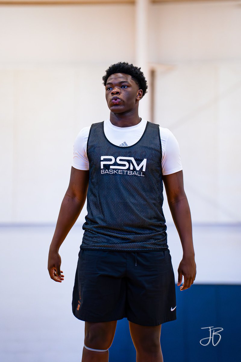 Playing for championship @ 3:00 🏆

#lvlup #stormclassic