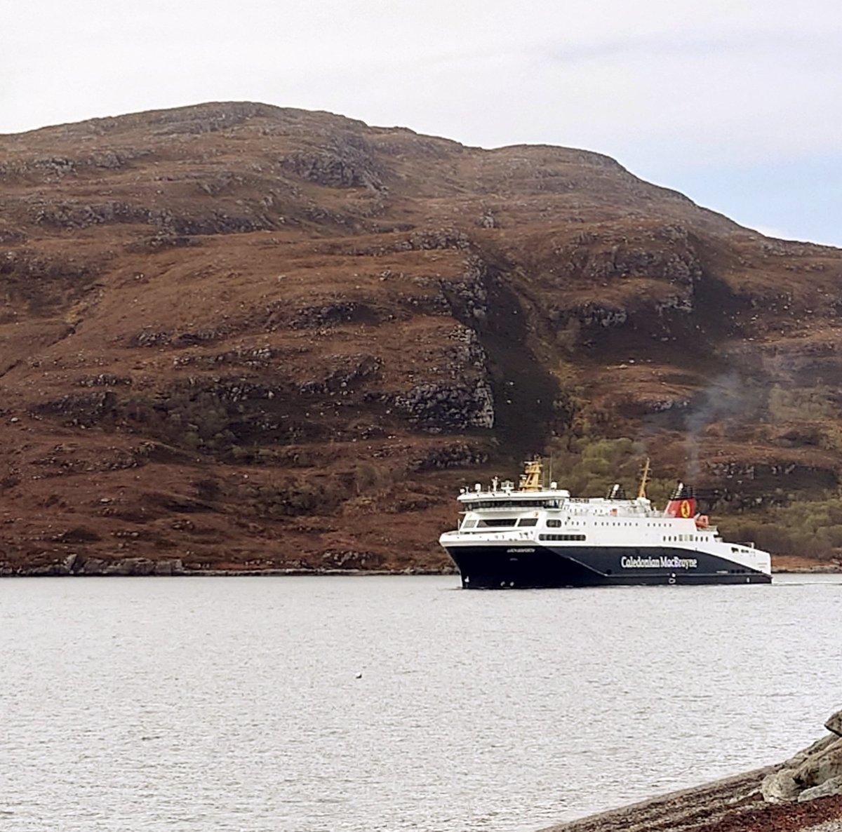 DebbieDaveT1's tweet photo. 🏴󠁧󠁢󠁳󠁣󠁴󠁿 After a very peaceful night's sleep at the Aire in Ullapool, we boarded the ferry for our three hour journey to Stornoway. Very easy and straightforward.  Now to explore. #vanlife #campervanliving #campervanlife #mantge #mantgecampervan #travel #travelblogger #roadtrip https://t.co/90FK6hRR5v