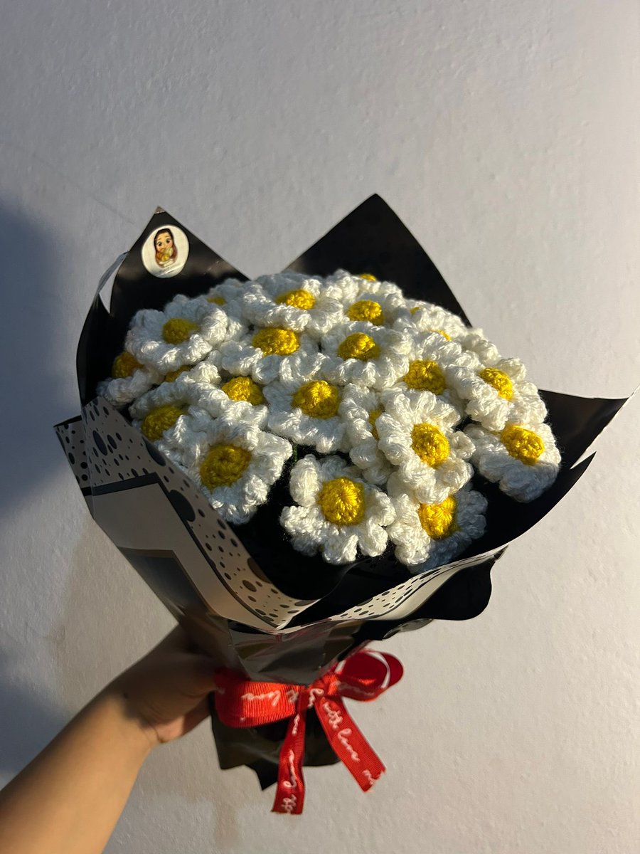 rumknitting's tweet photo. “Solmayan çiçek gibi… düşüncesi de kalbimde hep taze kalacak.” https://t.co/77VkZjWzth