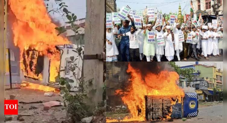 arunlalmv's tweet photo. While #IndianMedia screams over a denied Christian procession in #Delhi, silence on #HinduGenocide in #WestBengal’s #Murshididabad, where 3 killed, 1000+ homes torched &amp; 100+ families displaced over #WaqfAmendmentBill protests. #Secularism much? #DoubleStandards https://t.co/LjWHiYyQc5