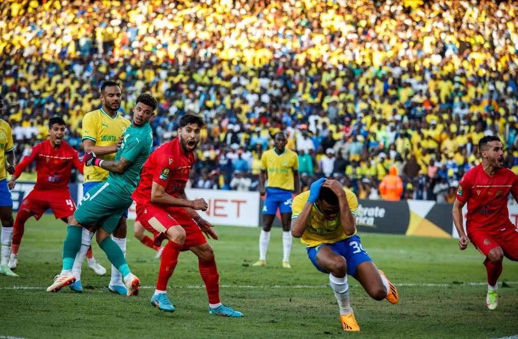 AqueiJoseph's tweet photo. What are the prospects of replacing one &amp; still finding one, like for like...

@Masandawana #NedbankCup2025 #Kaizer https://t.co/3J70KQyXDq