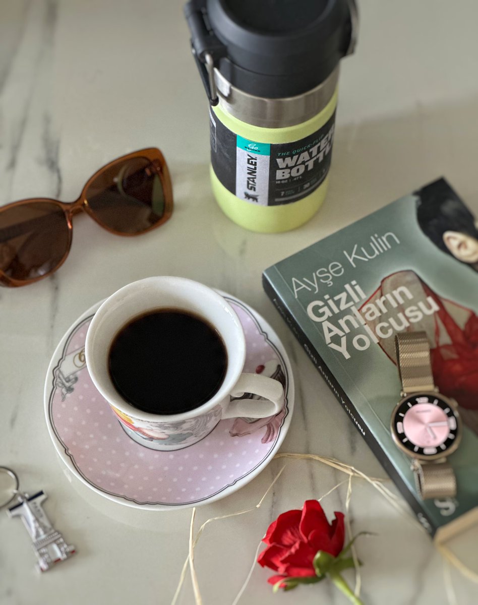 🤍🕊️
Kendini tanıdığında; 
sana zarar veren her şeyden uzaklaşırsın.

Kendini sevdiğinde; 
kendin için en iyisini seçersin.

Ve kendine sadık kaldığında;
dünya seni gerçek yüzünle tanır...