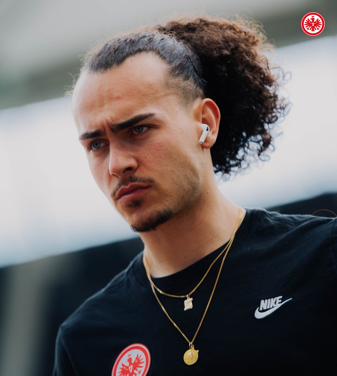 🫡 Der Mann wird sich heute wieder überall reinhauen.
#SGE | #SGEFCH