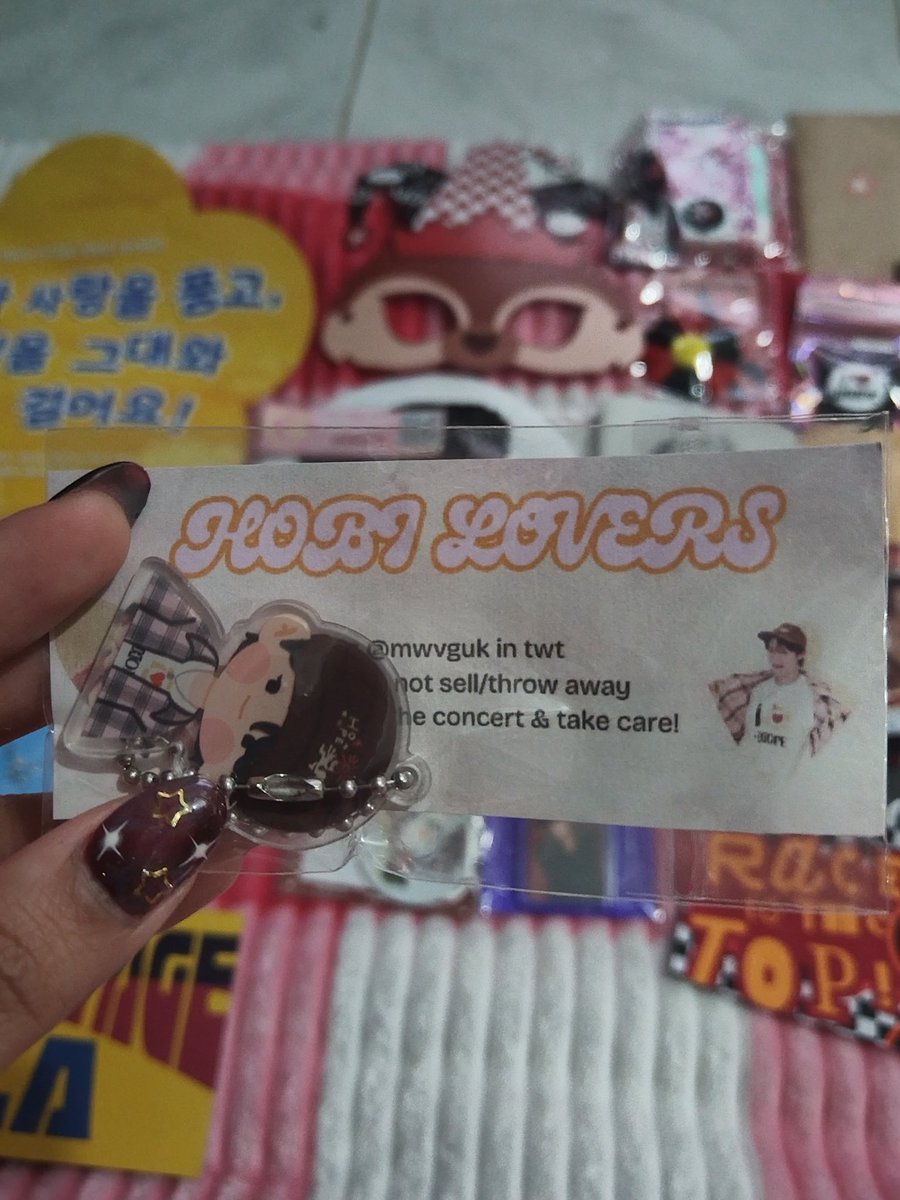 <a href="/Bangwoolnim_/">Belle</a> Thank you for this cute anik anik that's gonna be added to my bag <a href="/mwvguk/">eli 🧸</a> 💜