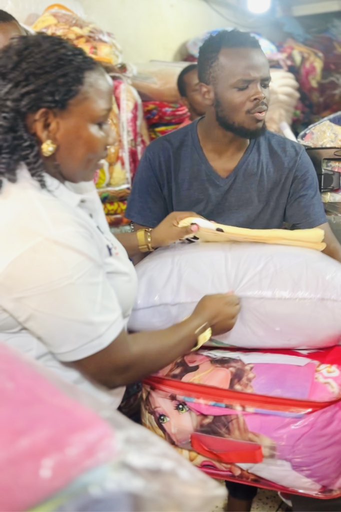 Trendingbedding's tweet image. Woouu ,it has been smiles and joy to meet our mp to be Kamapala central #bbyAltezza 🤭at @Trendingbedding 🙏We offered some Bby beddings as we promised 🙏🙏 ,thank you @Merryheartsug for this connection ,for we love babies 👶.Long live Bby | We love you 🥰