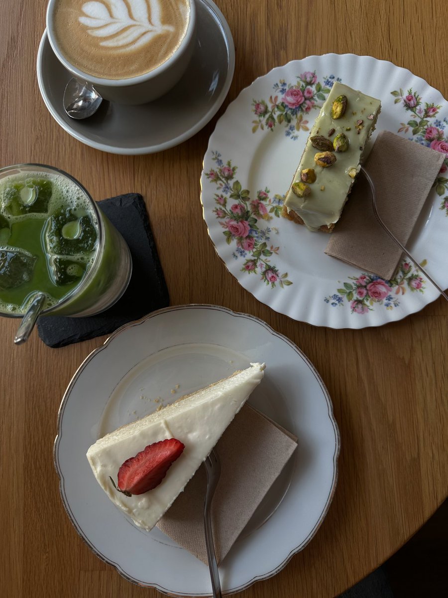 nach 1 1/2 jahren das café bei uns auf der ecke ausprobiert, hat gefetzt