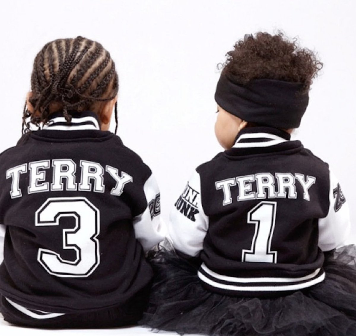 #Toddler #Personalized #VarsityJacket #BirthdayGift #ChristmasGift #Newborn #Jacket
etsy.com/ca/listing/610…
#FreeShipping
#MadeinCanada
#etsyseller
#EtsyPicks
Jackets are made with your personalization!  Unique gift ideas.
#kidsfashion #clothing #OOAK