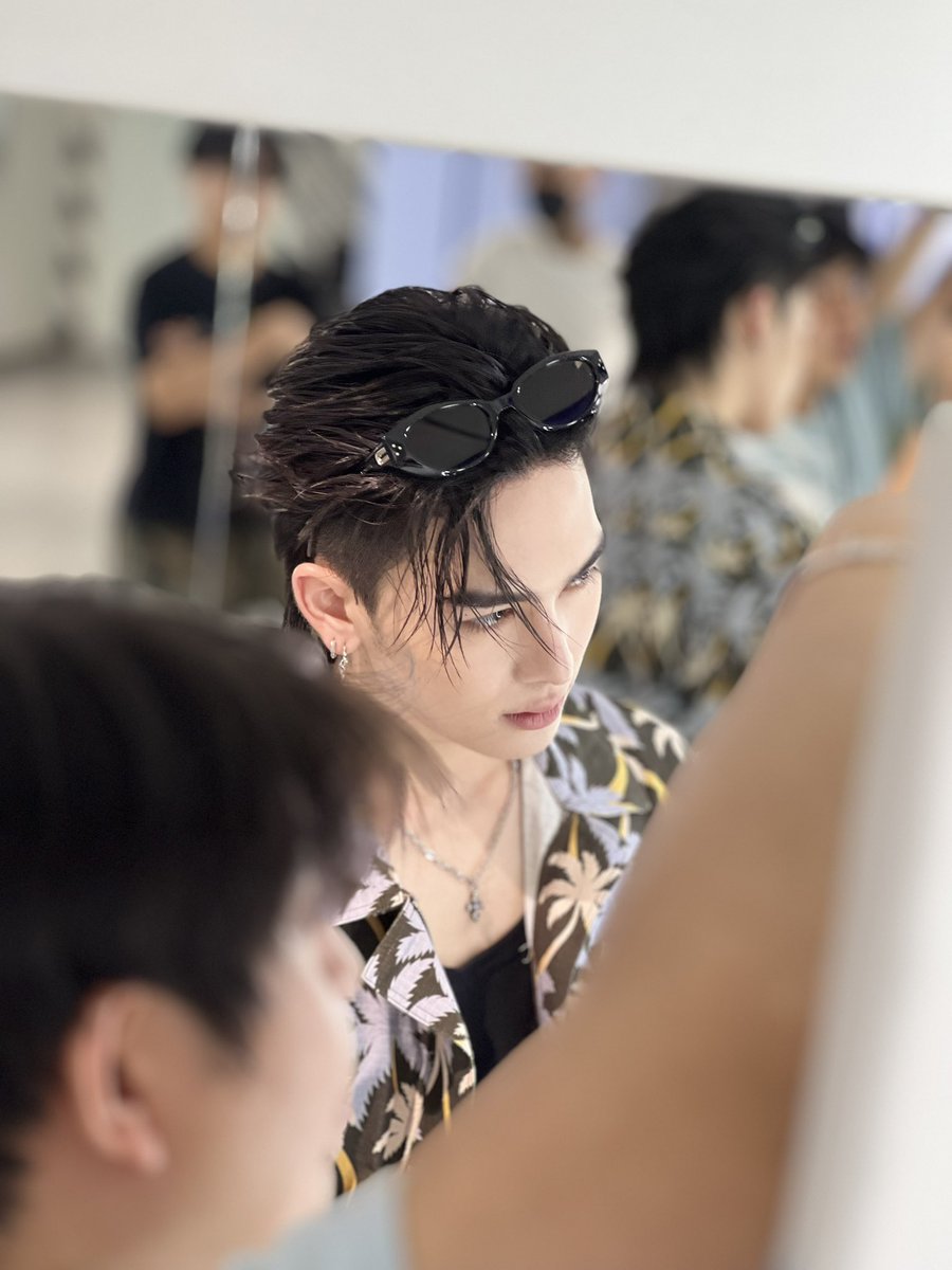 ADD  SUPPAWAN tweet media