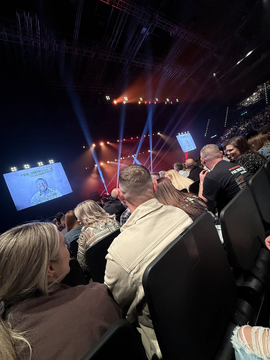 _bethh97's tweet photo. I went to see  Paul Smith last night  in Birmingham. It was so good ! haven’t laughed like that in awhile #paulsmith #dannymccomedy  #pablo https://t.co/1DDRJ6uckW