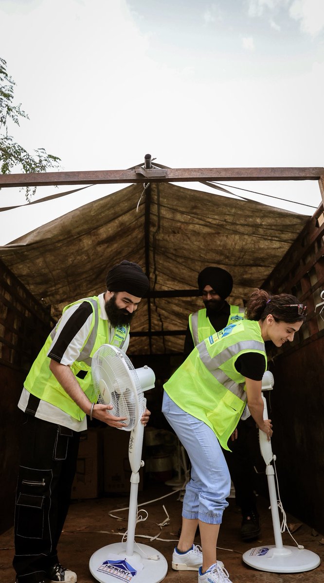 Harteerath Singh Ahluwalia (@harteerathsingh) on Twitter photo Truly delighted to continue our journey of sewa with <a href="/taapsee/">taapsee pannu</a> — the first female advisory board member of <a href="/Hemkunt_Fdn/">Hemkunt Foundation</a>!
Because at the end of the day, sewa is the way forward. Truly delighted to continue our journey of sewa with <a href="/taapsee/">taapsee pannu</a> — the first female advisory board member of <a href="/Hemkunt_Fdn/">Hemkunt Foundation</a>!
Because at the end of the day, sewa is the way forward.