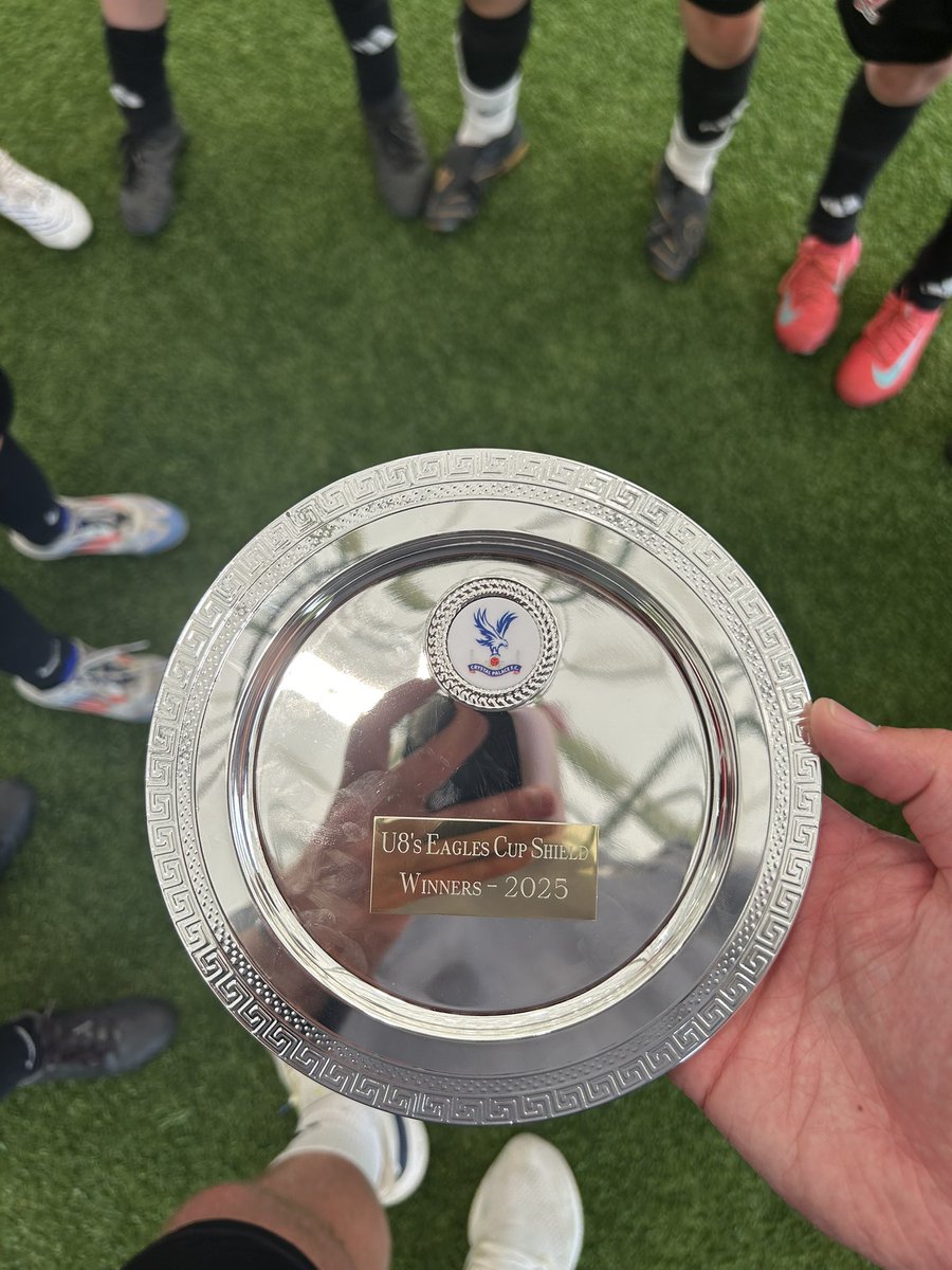 📈 More great experiences for the Pre-Academy this week!

A trip to <a href="/ManCity/">Manchester City</a> to play them &amp; <a href="/HullCity/">Hull City</a>, a training day, meeting the first team and finally a trip to <a href="/CPFC/">Crystal Palace F.C.</a> for the ‘Eagles Cup’ ⚽️

A busy &amp; rewarding week for players &amp; staff 🪴

#ECFCNextGen #SemperFidelis