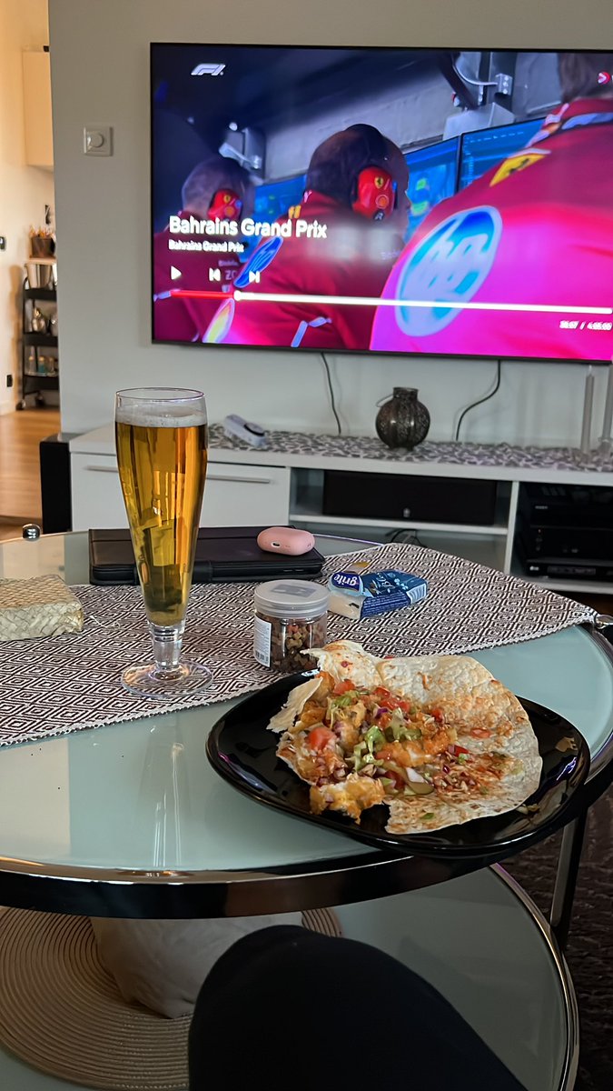 Glad söndag pågar, först f1 sen masters magi!