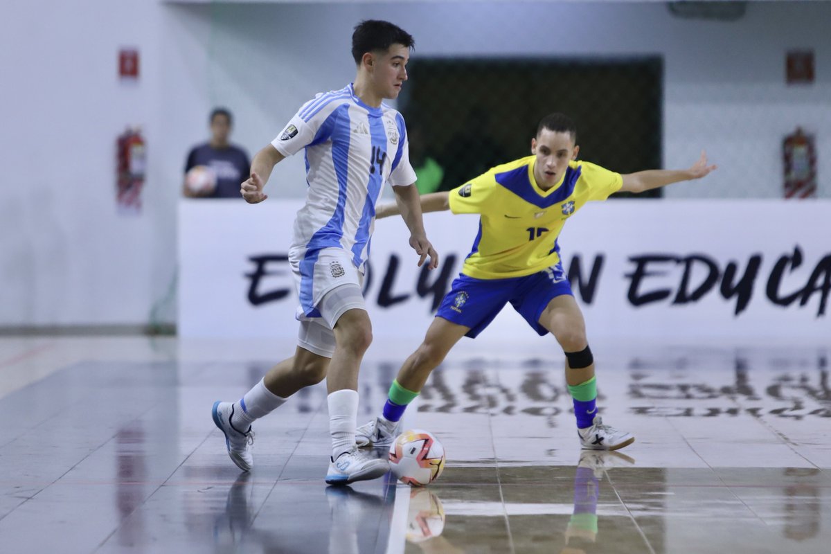 LAAMBACamp tweet media