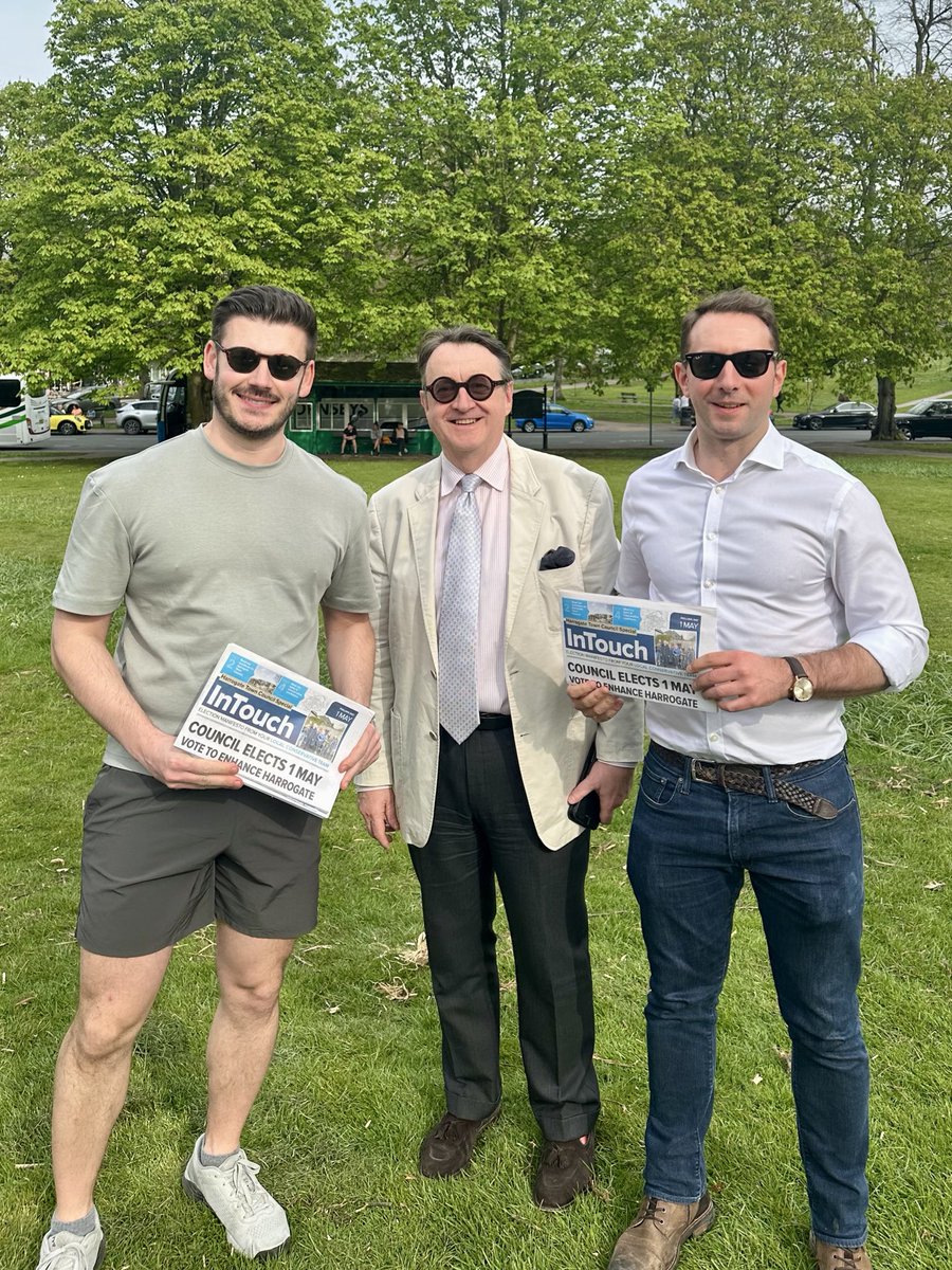 Campaigning fun in the sun with Team Harrogate and <a href="/LukeGrahamUK/">Luke Graham</a> ☀️

Let’s win 🏆💪