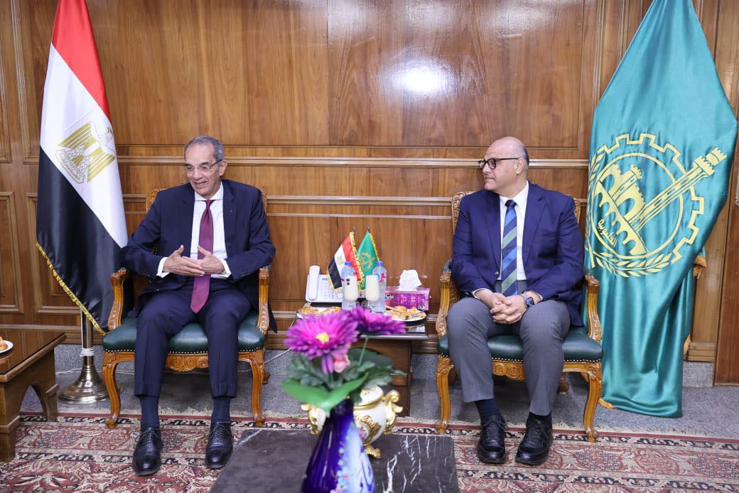 MCITEgypt's tweet photo. ICT Minister Talks Infrastructure, Digitization Projects with Qalyubia Governor, Witnesses MoU Signing on Digital Capacity Building
https://t.co/TefMJTyer5
#DigitalEgypt #DigitalTransformation #DecentLife https://t.co/kfShLwebRQ