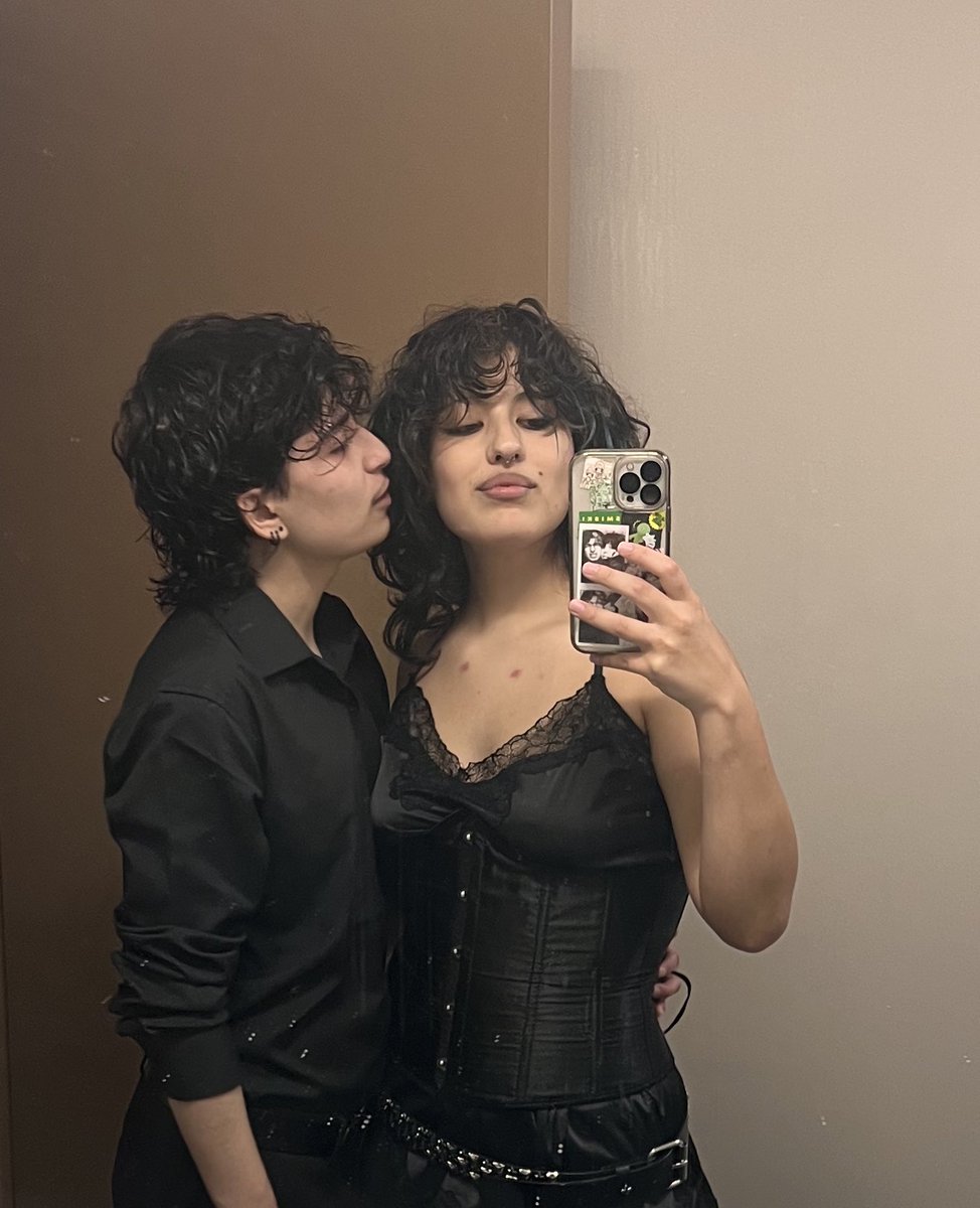 moldygigi's tweet image. me