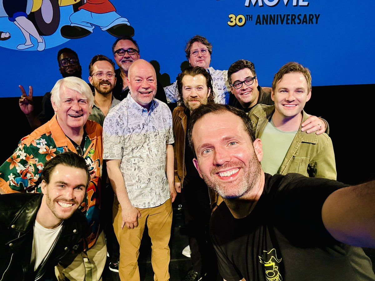 What an incredible night celebrating
#AGoofyMovie at the <a href="/ElCapitanThtre/">The El Capitan Theatre</a>! Thank you to everyone who watched #NotJustAGoof this week and made this 30th anniversary extra special.
