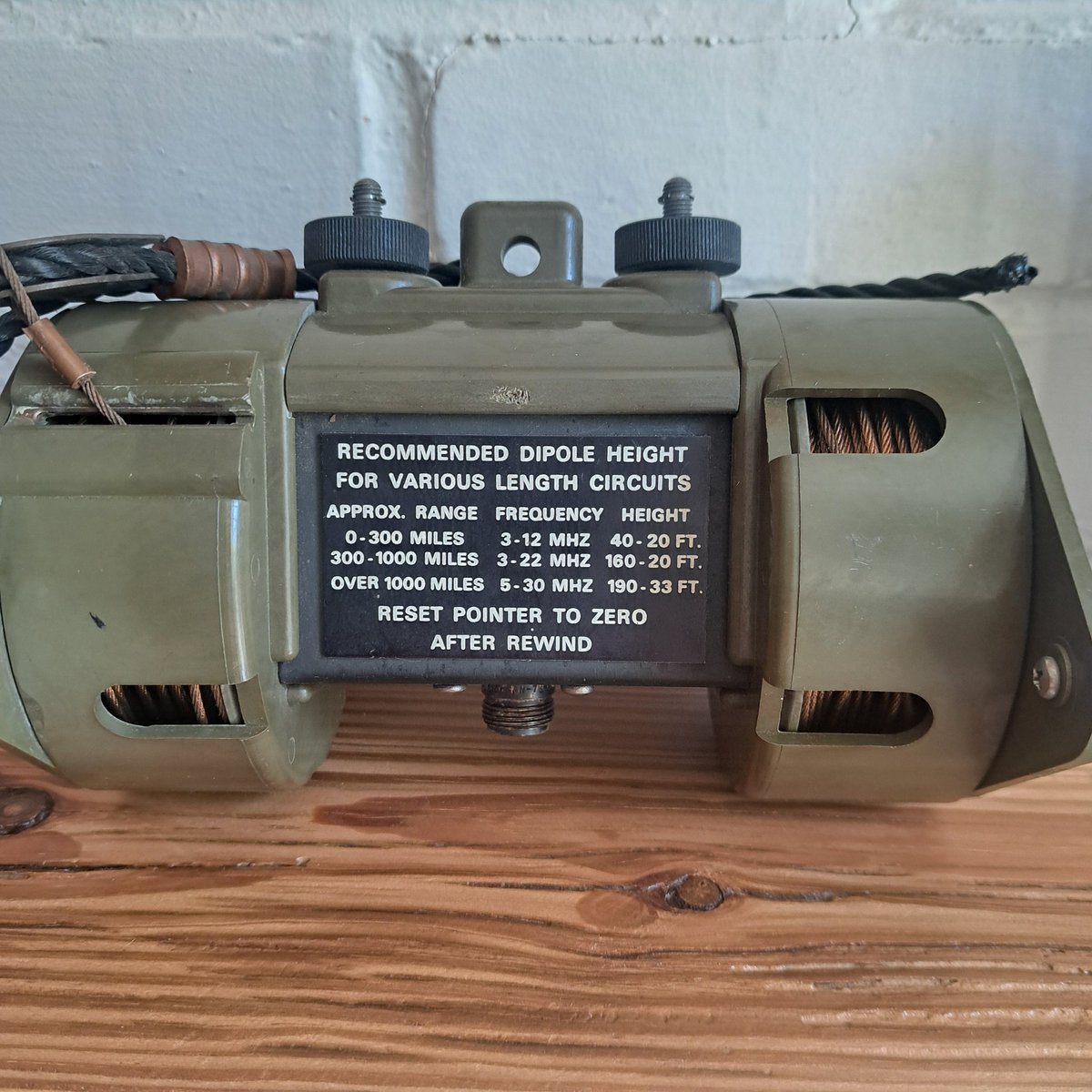 Interesting little garage sale find yesterday. #POTA #SOTA #HAMRADIO #DIPOLE