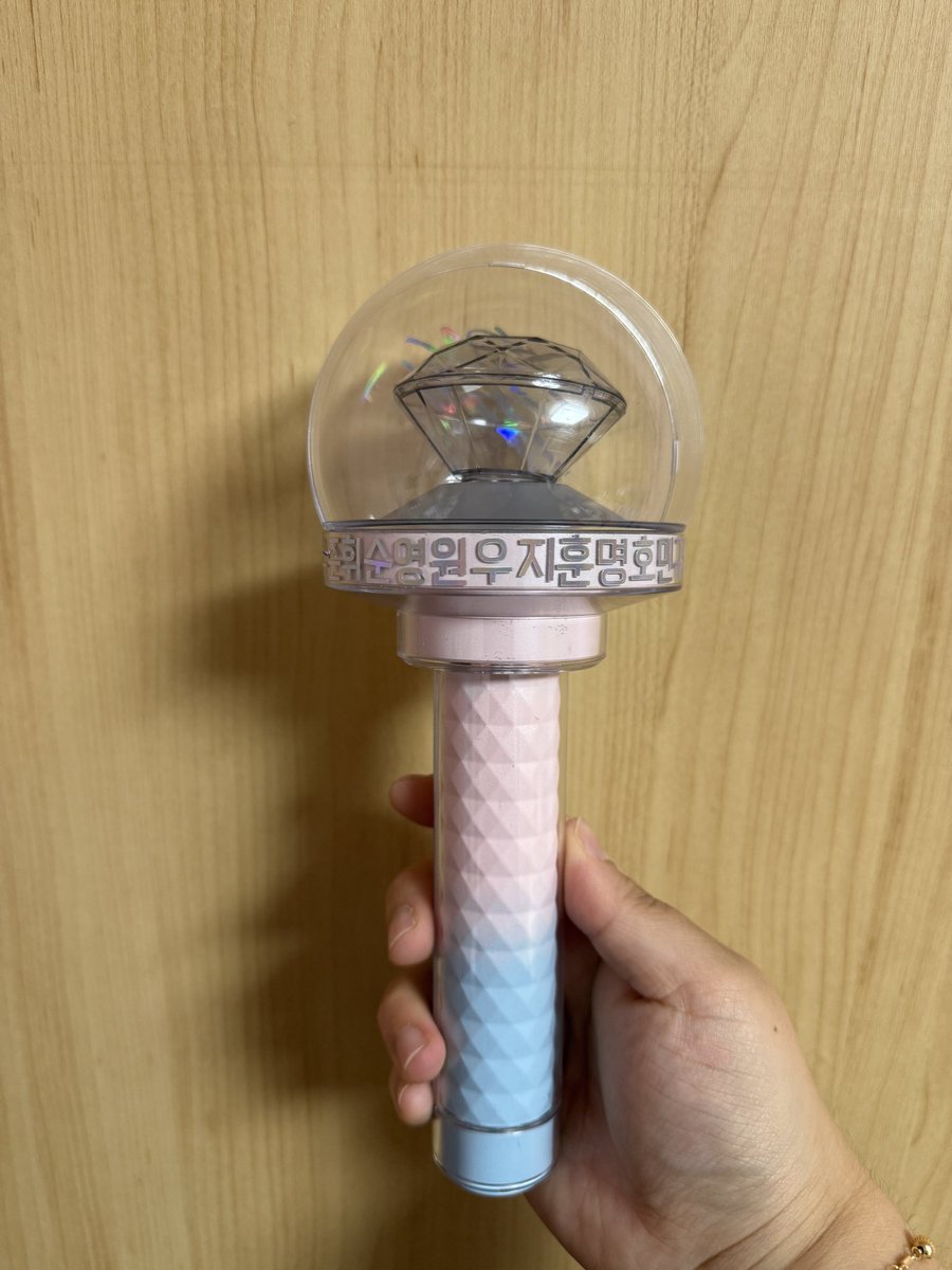 뉴뉴럿봉커스텀뜌💎 tweet media