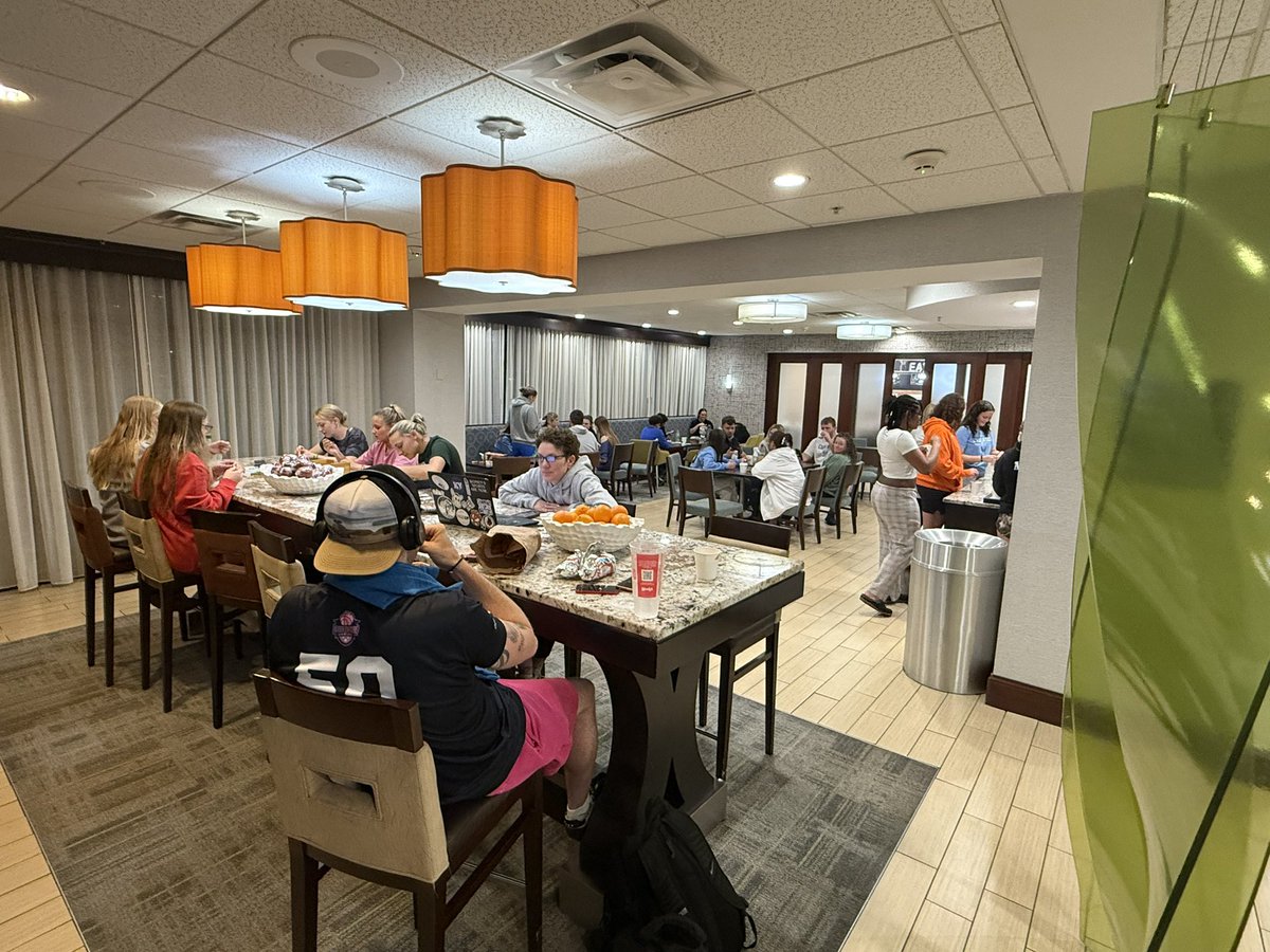 Rise Up Sports Media (@riseupsports1) on Twitter photo This is how you build a program. Starts with culture. No one was asked to be in the lobby they just gravitated there and hung out with each other. #riseup #knowhername <a href="/LadyAcesAau/">Lady Aces/Rise Up AAU</a> This is how you build a program. Starts with culture. No one was asked to be in the lobby they just gravitated there and hung out with each other. #riseup #knowhername <a href="/LadyAcesAau/">Lady Aces/Rise Up AAU</a>