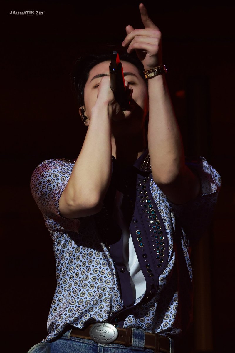 jaunatis_zip's tweet photo. 250412 Coachella wk1

#ENHYPEN #엔하이픈
#JAY #제이 #박종성 
#ジェイ
#COACHELLA2025 https://t.co/ycPzMuWKOu