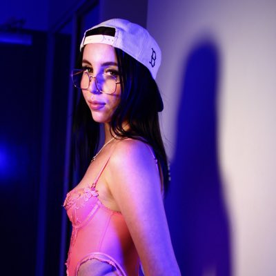 _tilleymae's tweet photo. My names Tilley, yours? https://t.co/JzXieqggYN