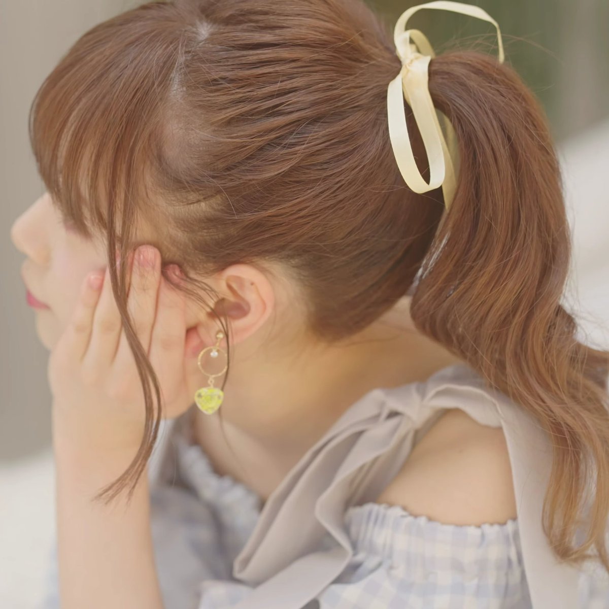 4Kで見る前◯佳織里さんのポニーテール