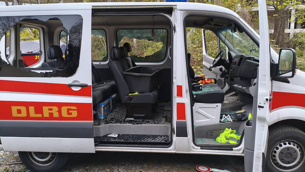 Felix Schönebeck tweet media