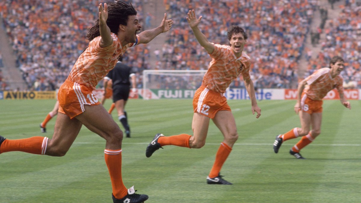 80s&90sFootball ⚽ tweet media