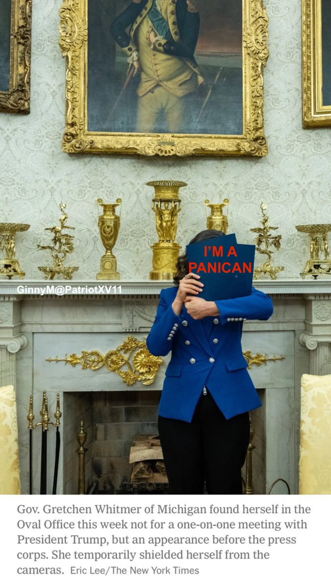 PatriotXV11's tweet image. I can’t believe she did that! So weird! At first i thought it was a meme someone did.