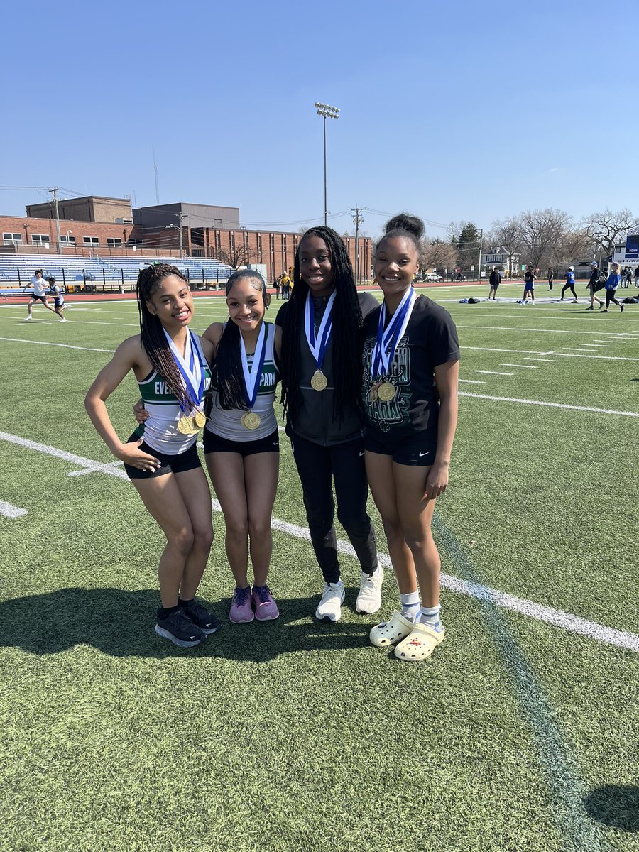EPCHSGirlsTrackField (@epchsgirlstrack) on Twitter photo <a href="/EPCHSGirlsTrack/">EPCHSGirlsTrackField</a> 800 M Sprint Medlay Relay team of C. Plunkett, A. Lane, B. Uwajeh and C. Thompson placed 1st ๐ฅ at the Riverside Brookfield Invite yesterday! ๐๐๐ <a href="/EPCHSAthletics/">EPCHSAthletics</a> <a href="/EPCHSGirlsTrack/">EPCHSGirlsTrackField</a> 800 M Sprint Medlay Relay team of C. Plunkett, A. Lane, B. Uwajeh and C. Thompson placed 1st ๐ฅ at the Riverside Brookfield Invite yesterday! ๐๐๐ <a href="/EPCHSAthletics/">EPCHSAthletics</a>