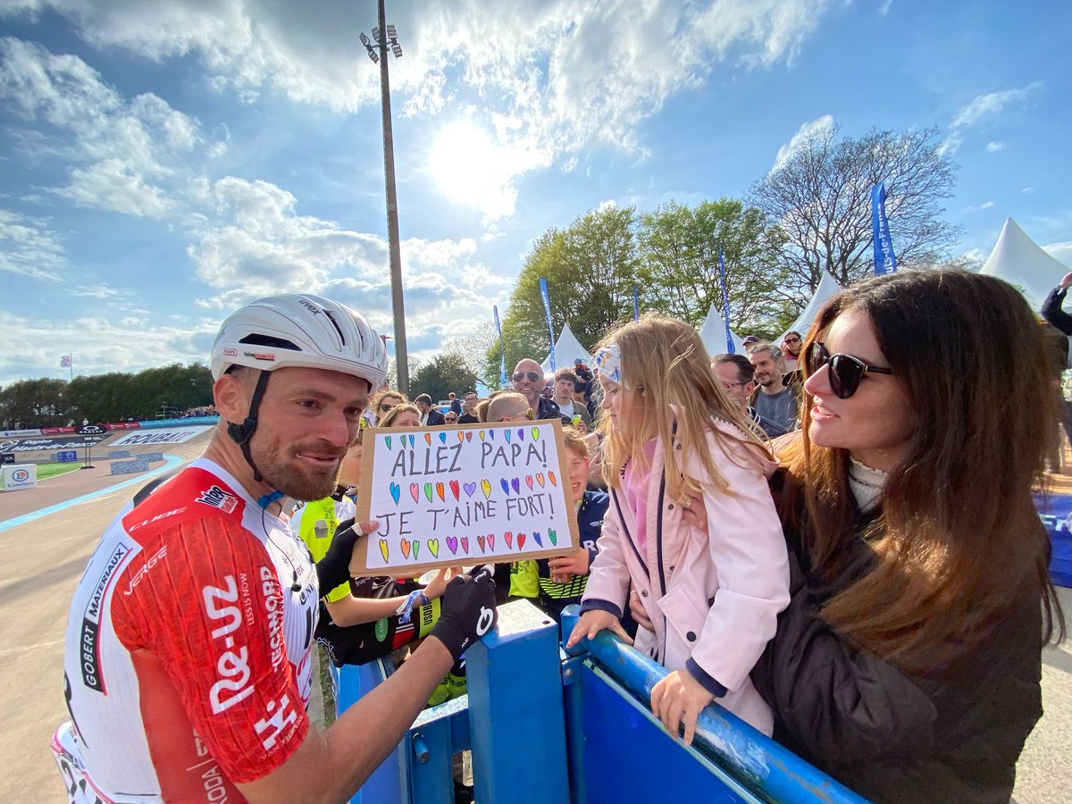 The most beautiful reward for Adrien Petit who finishes his 11th Paris-Roubaix 🥰