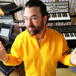 A catchy soundtrack, full of personality, by Alpha Chrome Yayo (<a href="/alphachromeyayo/">Alpha Chrome Yayo</a>), with iconic and timeless pieces; and by Ryo Koike (Resident Evil), with incredibly atmospheric and evocative themes.

This is one of the great reasons to become obsessed with this game.