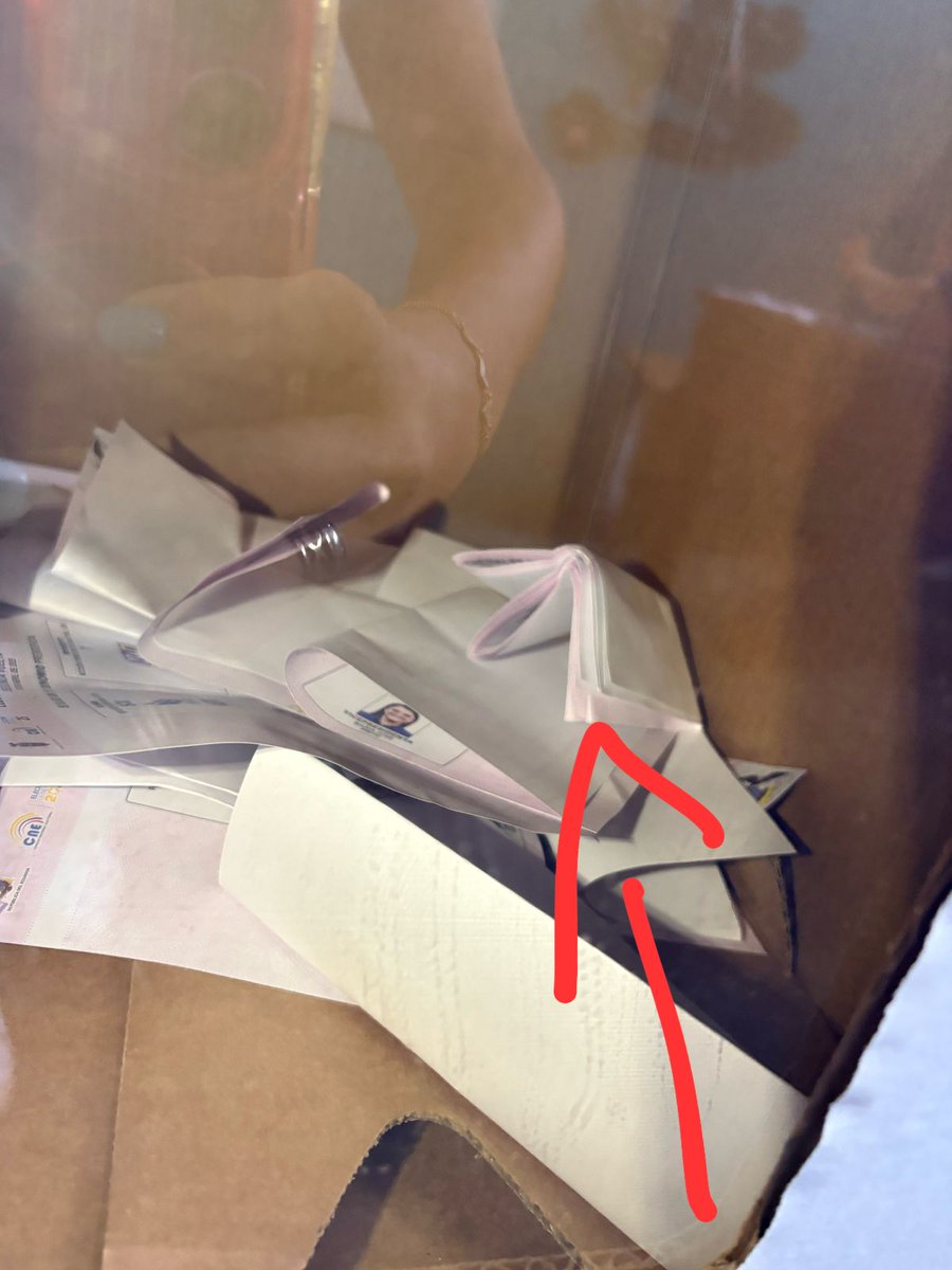 Carlos Vera tweet media