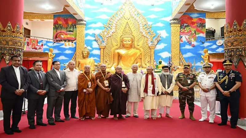 সম্প্রীতির বার্তা সেনাপ্রধানের, ‘আমরা হানাহানি নয়, শান্তি চাই’