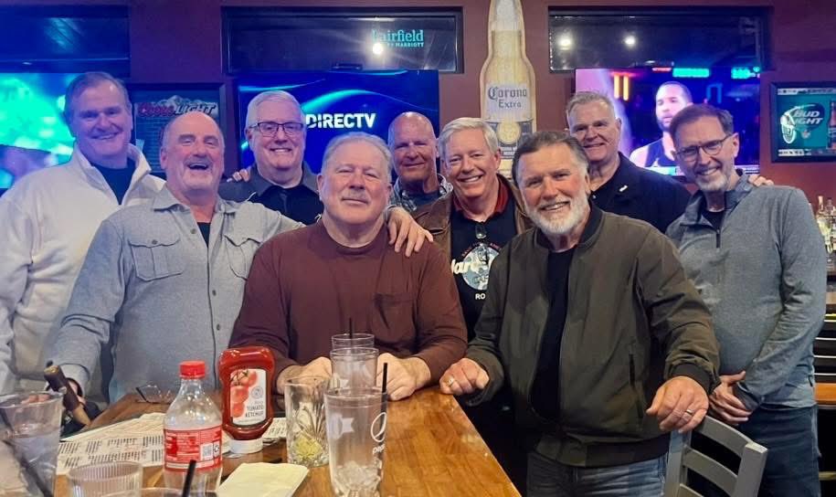 StowBoysHoops's tweet photo. Loved our 50-yr reunion of our 1975 Stow Metro League Championship team. Guys came back from all over the country. Everyone made it except 1 that has passed & 1 we couldnβt find. Great guys. Great memories. Great stories. Seems like yesterday.
#Legacy
#Bulldogs4Life https://t.co/OK5p651wKw